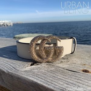 Gucci Ivory Belt with Glittering Gold GG Buckle